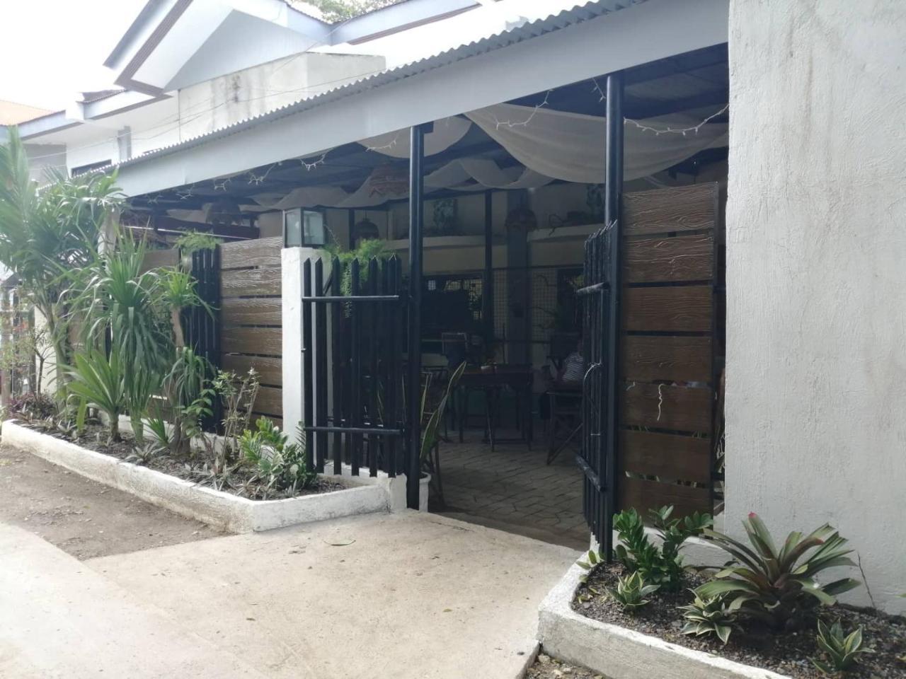 Cozy Inn Mactan Мактан Экстерьер фото