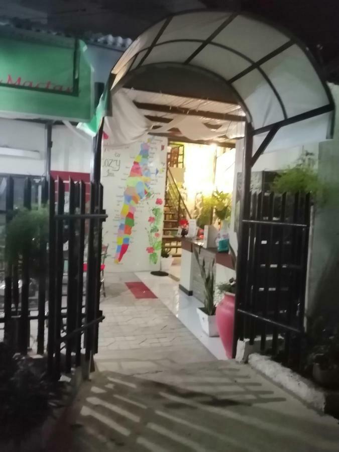 Cozy Inn Mactan Мактан Экстерьер фото
