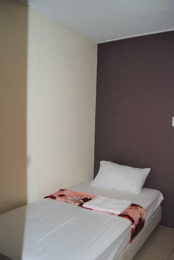 Cozy Inn Mactan Мактан Экстерьер фото
